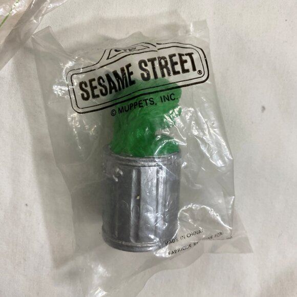 Vintage McDonalds Happy Meal Lot 80s 90s Cabbage Patch Catwoman Bugs Bunny - Picture 6 of 8